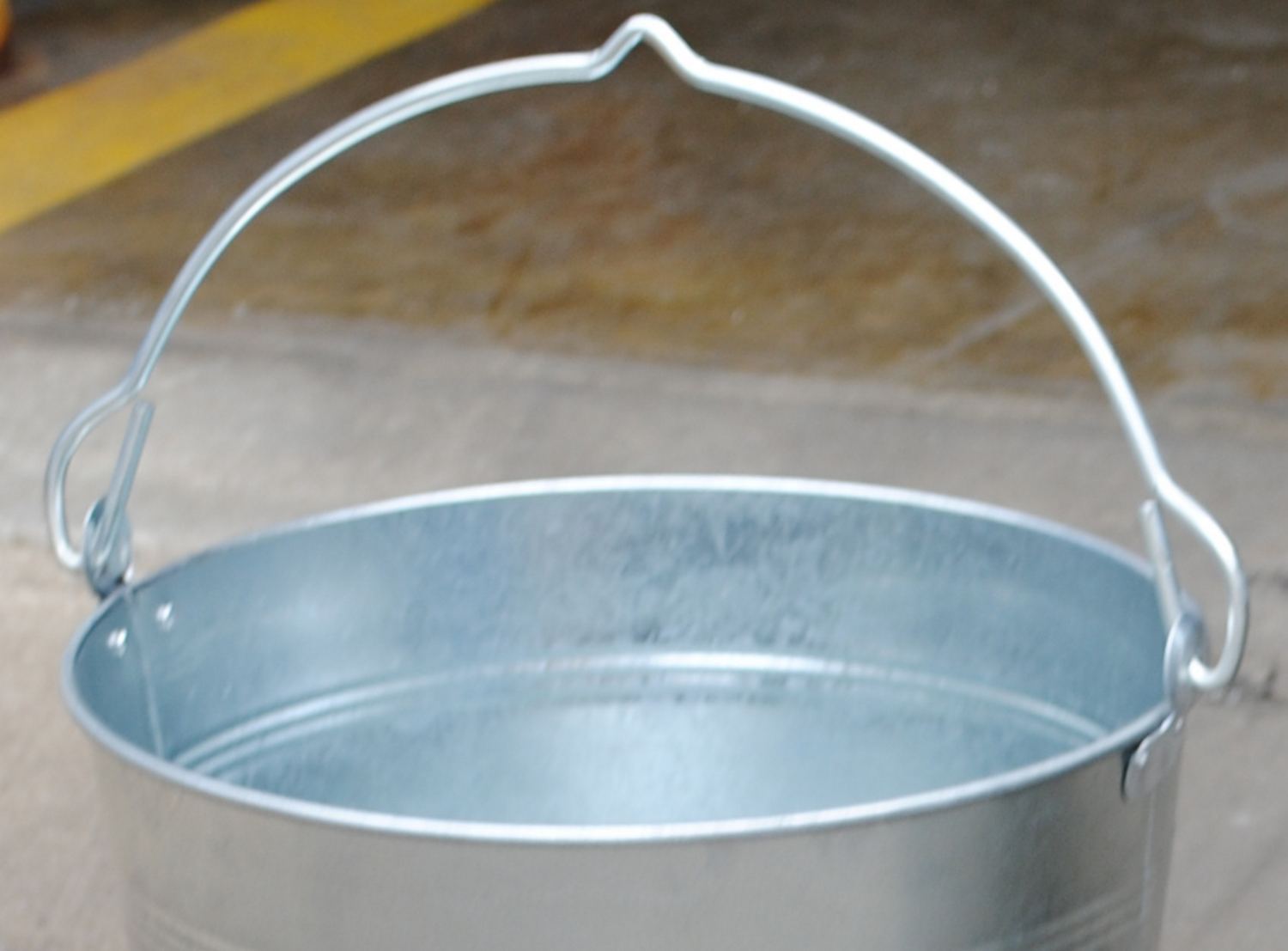 Galvanized, Stainless Steel, & Bronze Buckets (BKT) - Product