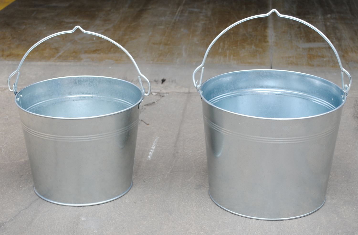 Galvanized, Stainless Steel, & Bronze Buckets (BKT) - Product