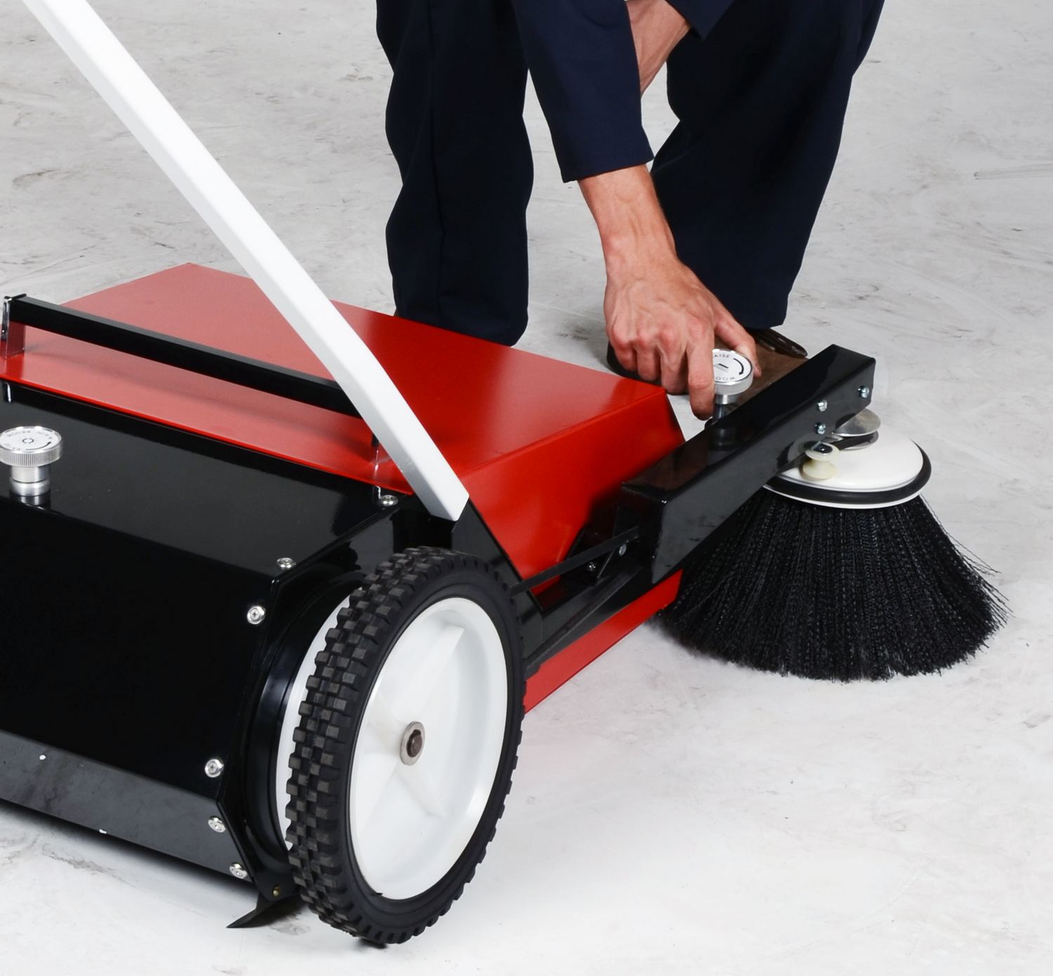 Manual Brush Sweepers (JAN-II) - Product Family Page